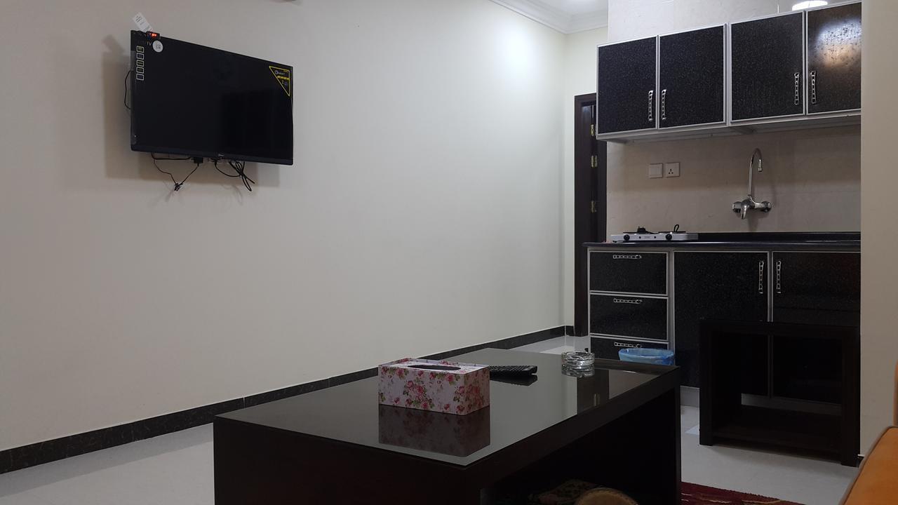 Layale Alnile Aparthotel Dammam Exteriör bild
