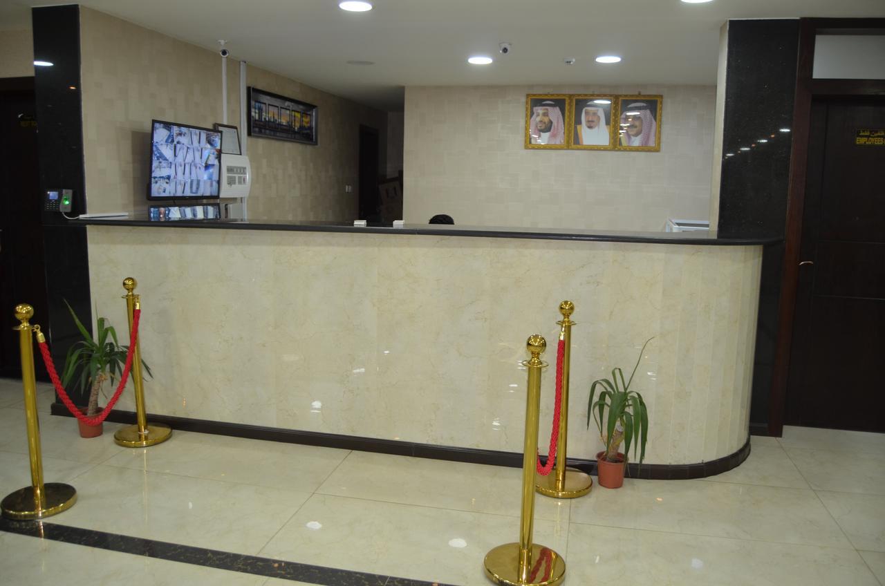 Layale Alnile Aparthotel Dammam Exteriör bild
