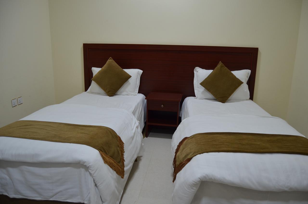 Layale Alnile Aparthotel Dammam Exteriör bild